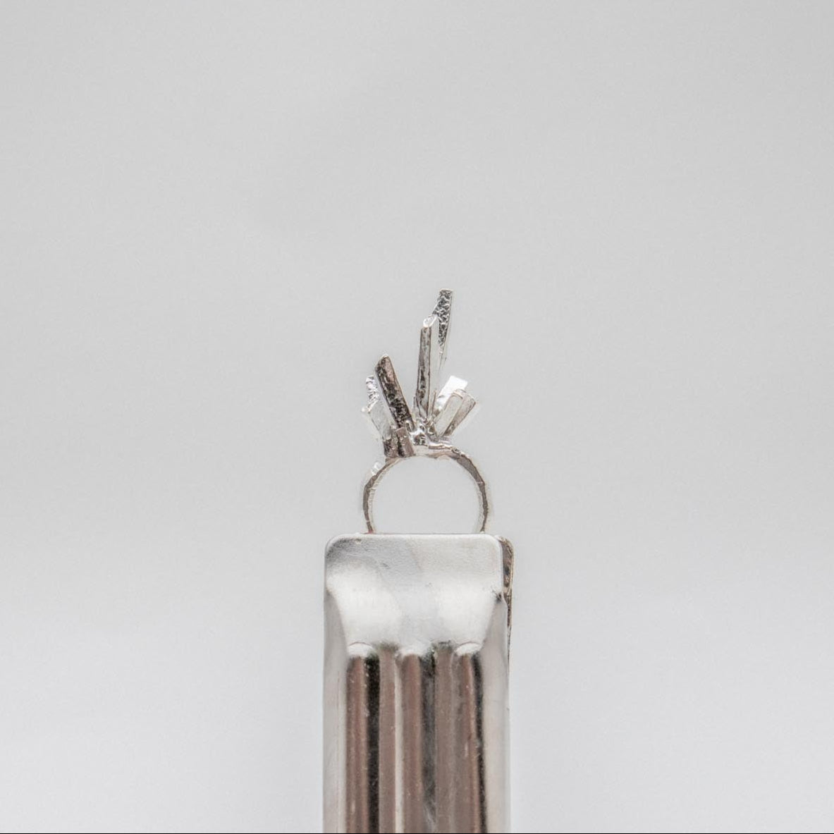 Ring 25 - Medium Crystal