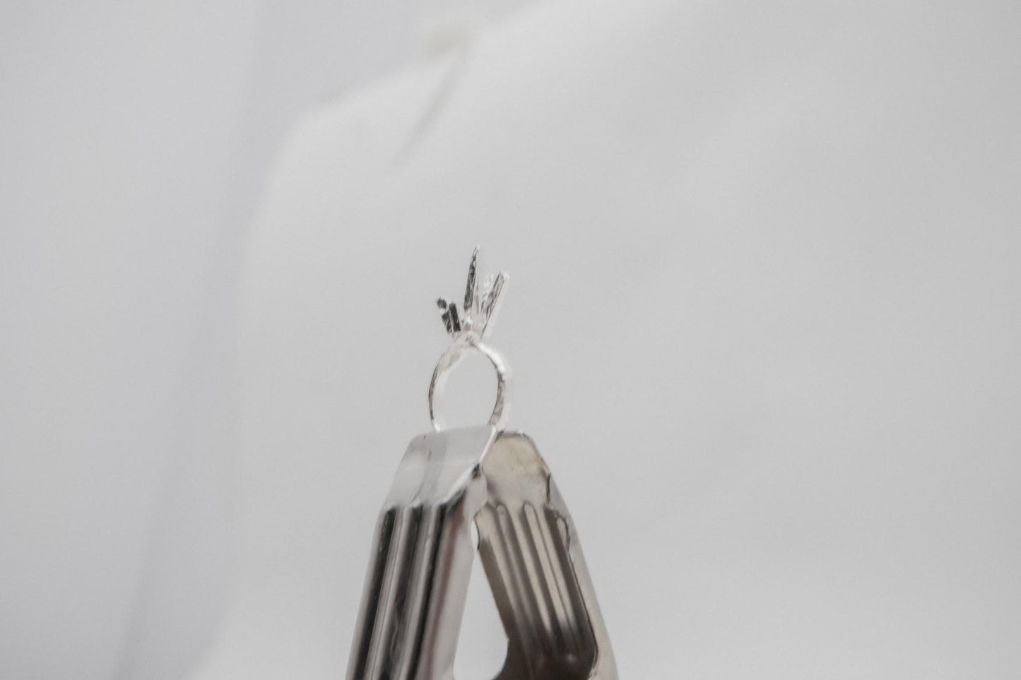 Ring 27 - Medium Crystal